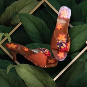 Lollipops Paris wood and leather mule with beads